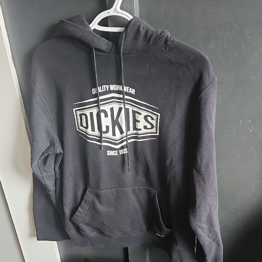 Dickies Black Sweater Classic Logo Design